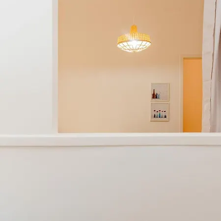 Apartment Stunning Bridge View From Open Plan Flat Lisbon