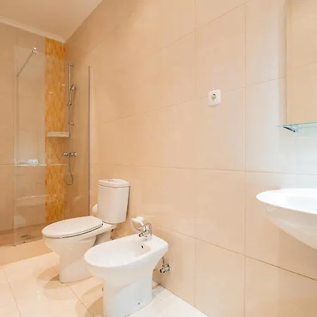 Apartment Stunning Bridge View From Open Plan Flat
